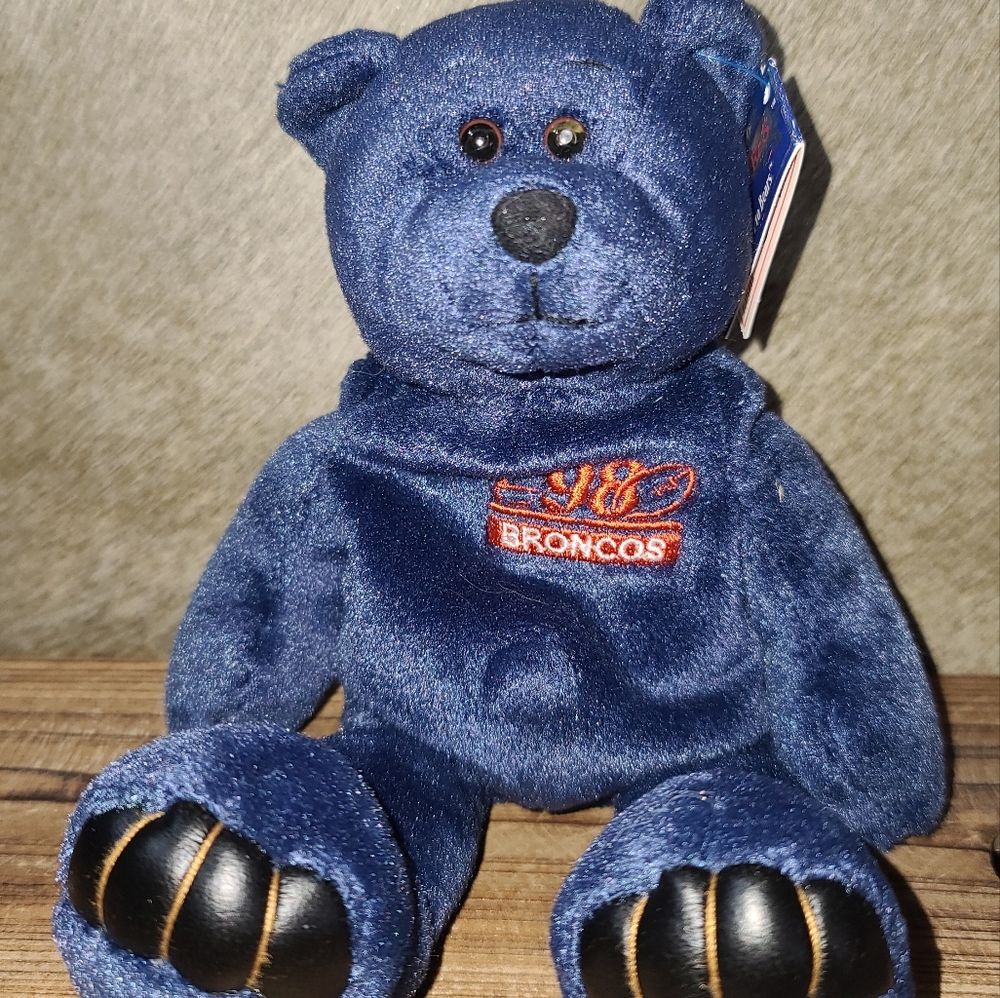 Limited treasures bear. Davis #30